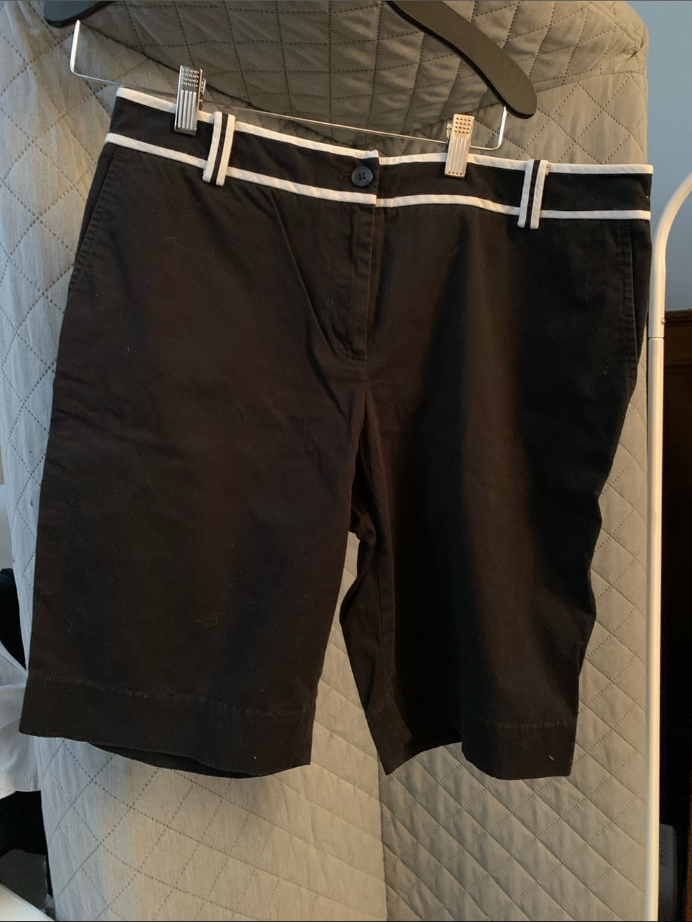 Liz Claiborne Black Bermuda Shorts with White Trim